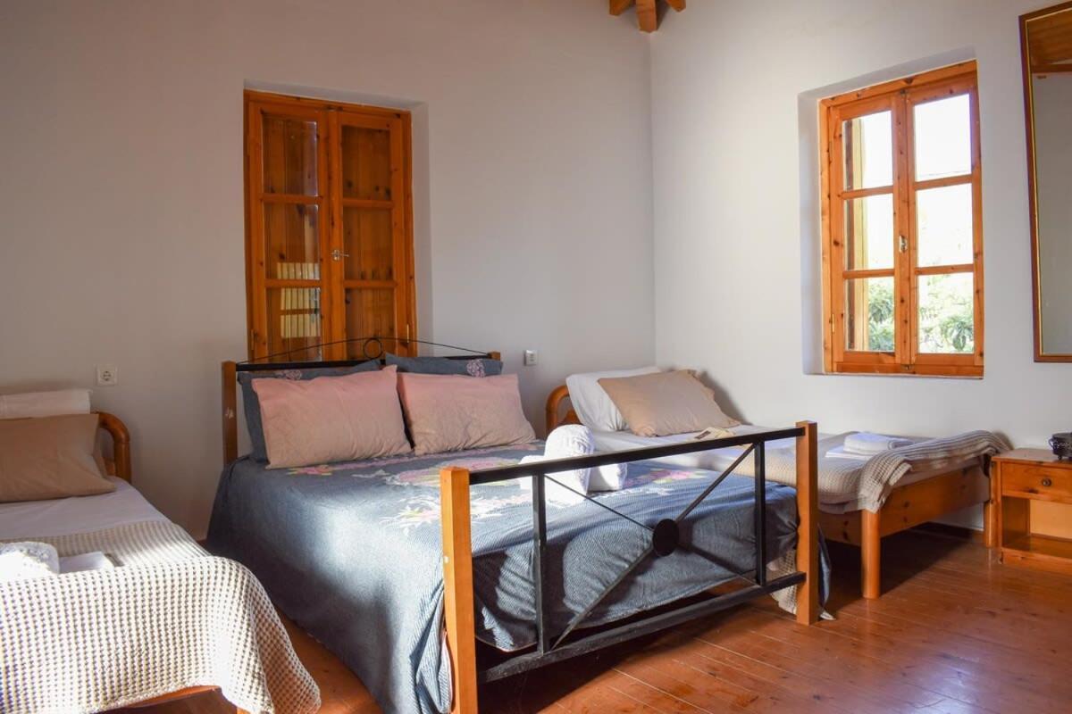 Coastal Stone Residence With Spectacular Scenery Kitriaí Екстериор снимка