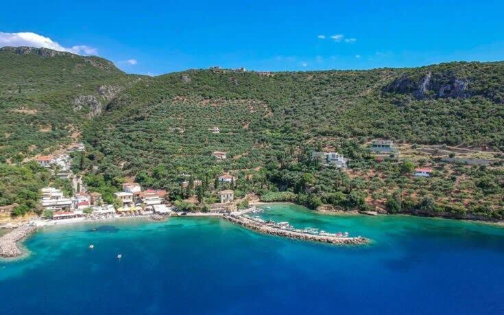 Coastal Stone Residence With Spectacular Scenery Kitriaí Екстериор снимка