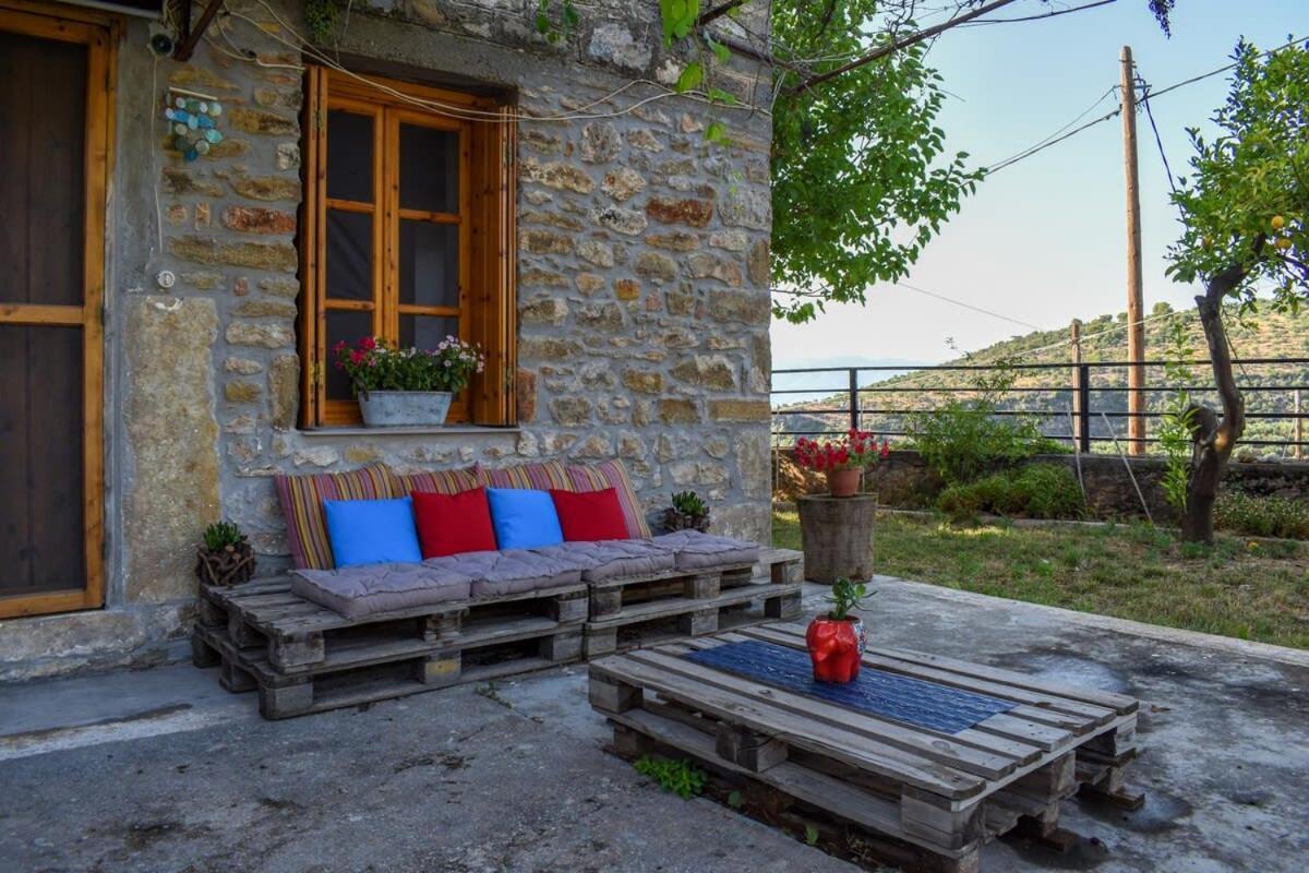 Coastal Stone Residence With Spectacular Scenery Kitriaí Екстериор снимка